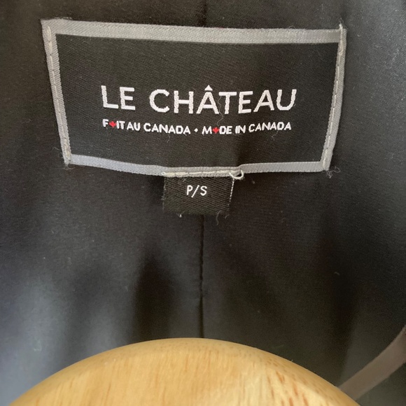 Le Chateau Green Long Vest - Picture 3 of 3